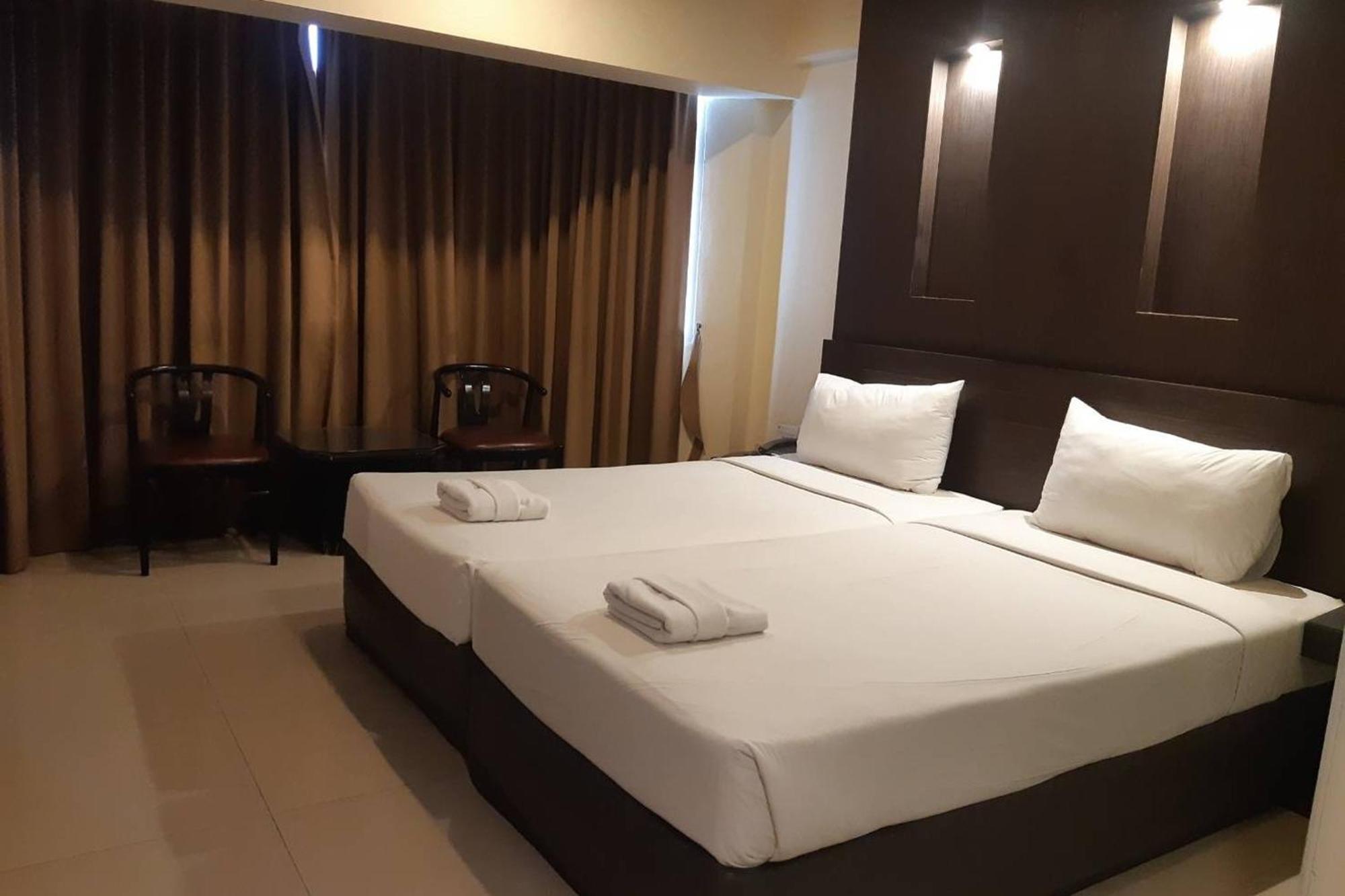 Suncity Hotel Паттайя Экстерьер фото