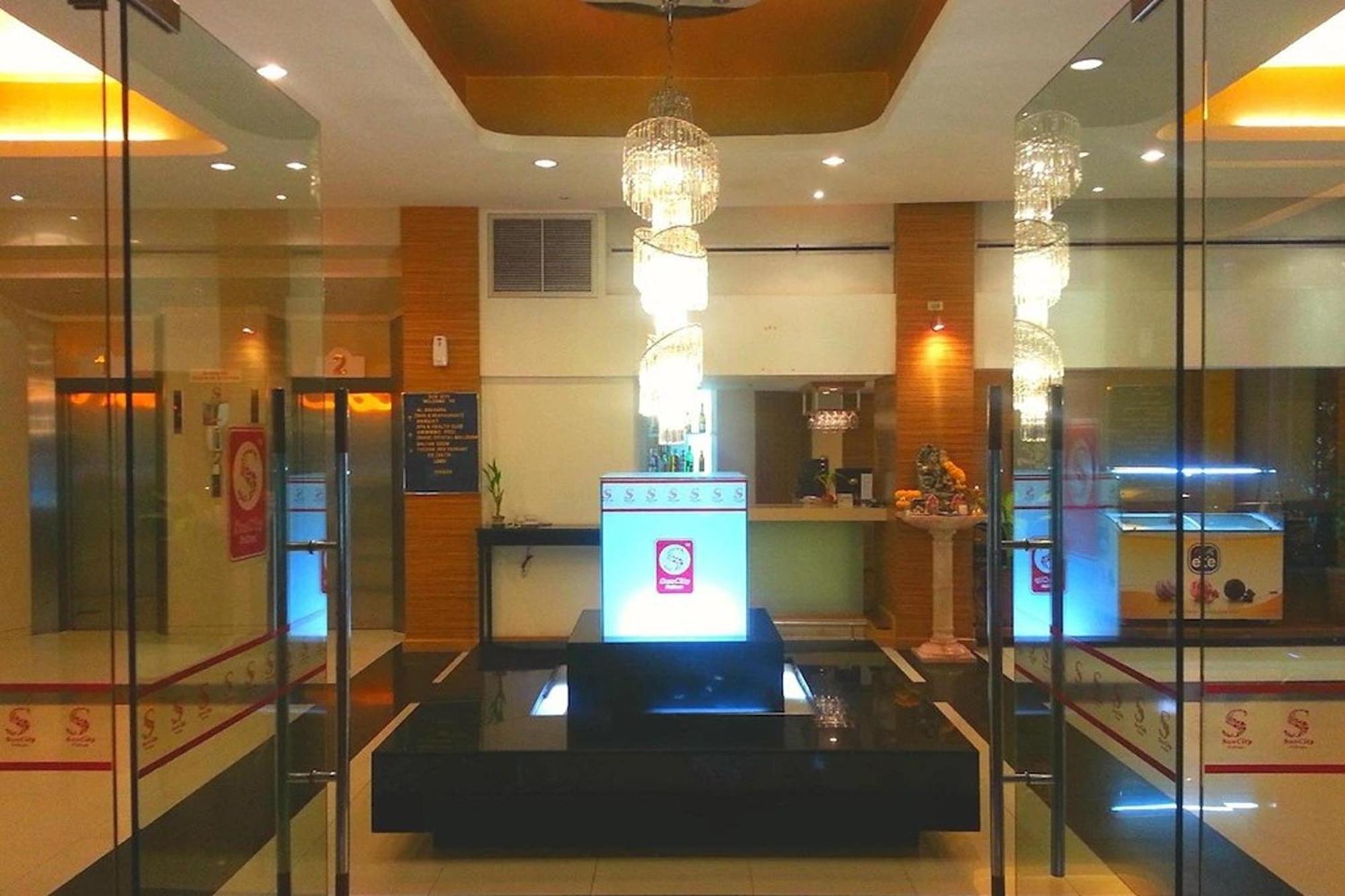 Suncity Hotel Паттайя Экстерьер фото